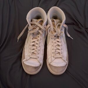 women’s nike blazers